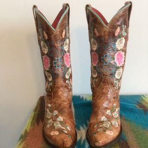 Macie Bean Rose Garden Boot